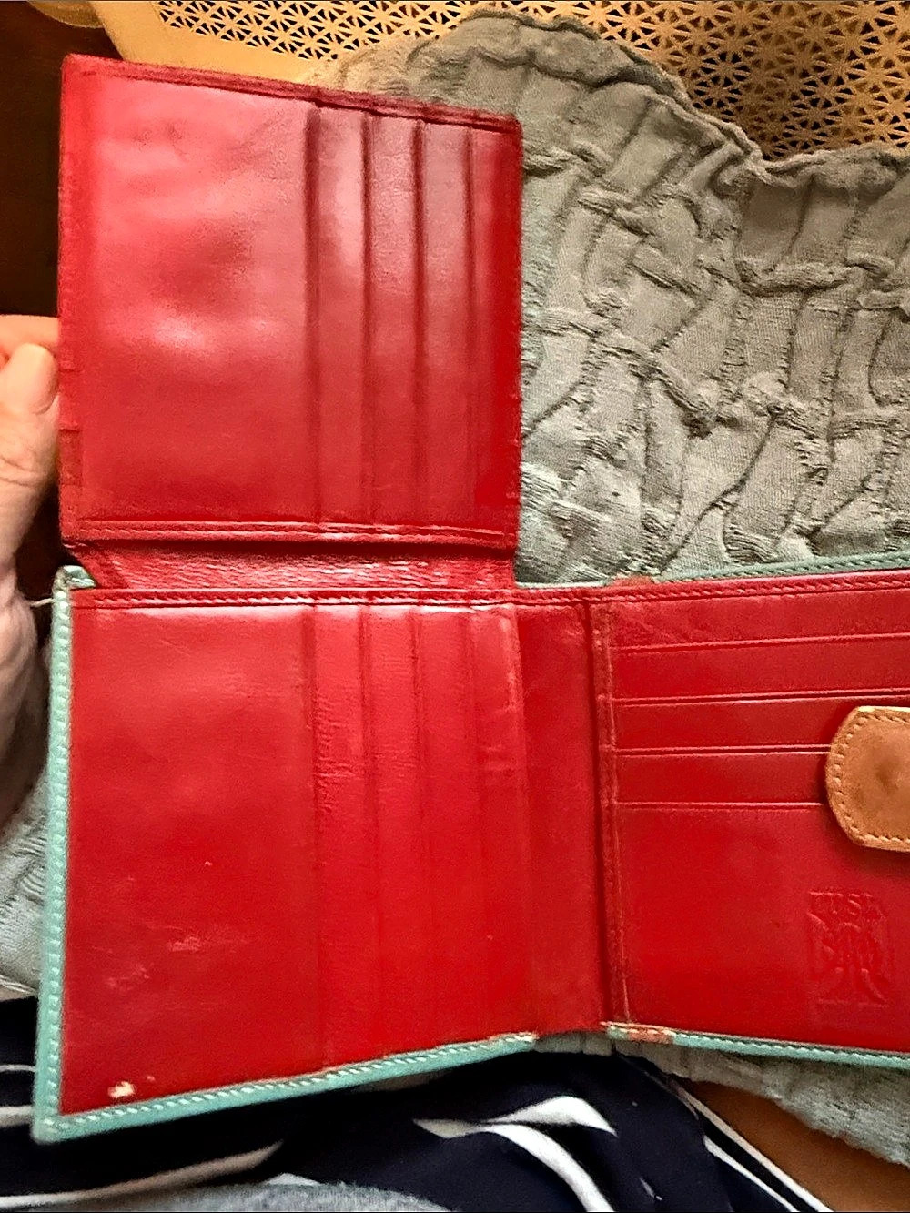 FOSSIL Colorblock Leather Wallet - Picture 7 of 9